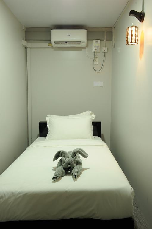 Space Boutique Hostel Yangon Phòng bức ảnh