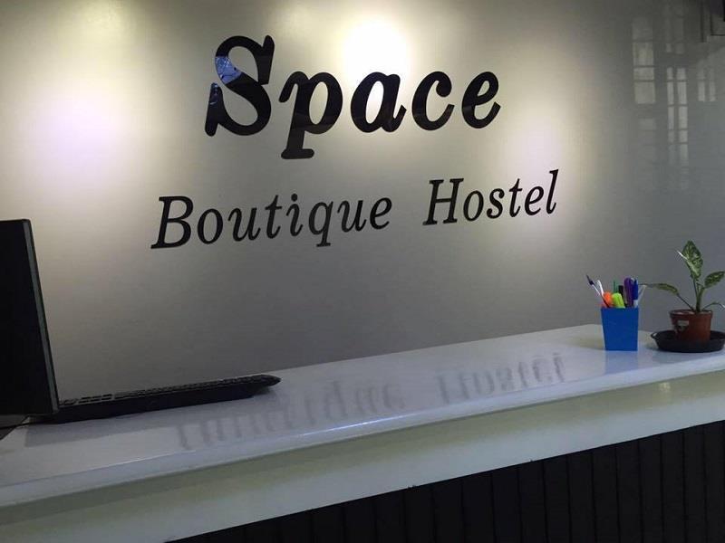 Space Boutique Hostel Yangon Ngoại thất bức ảnh